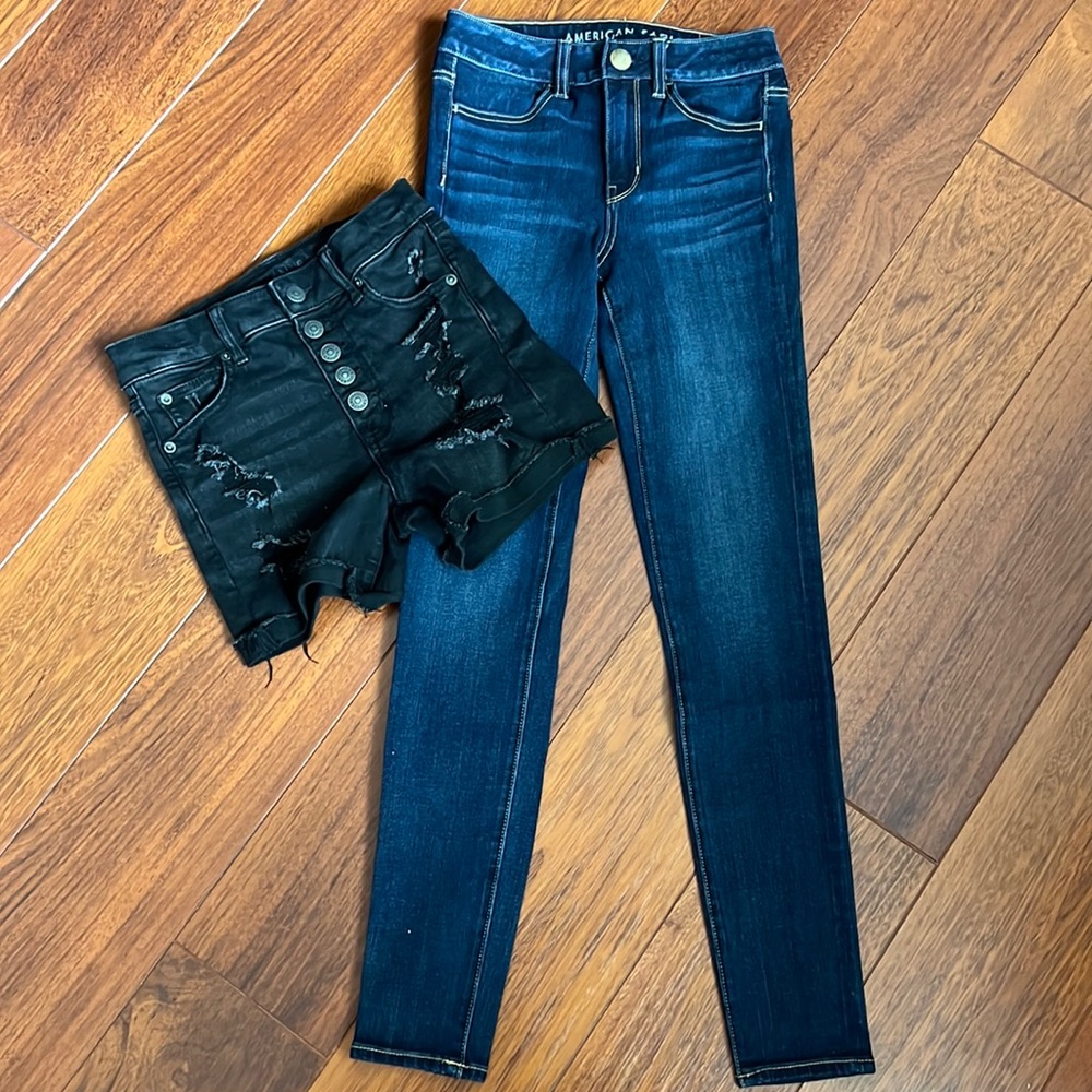 Size 0 American eagle like new jeans and shorts